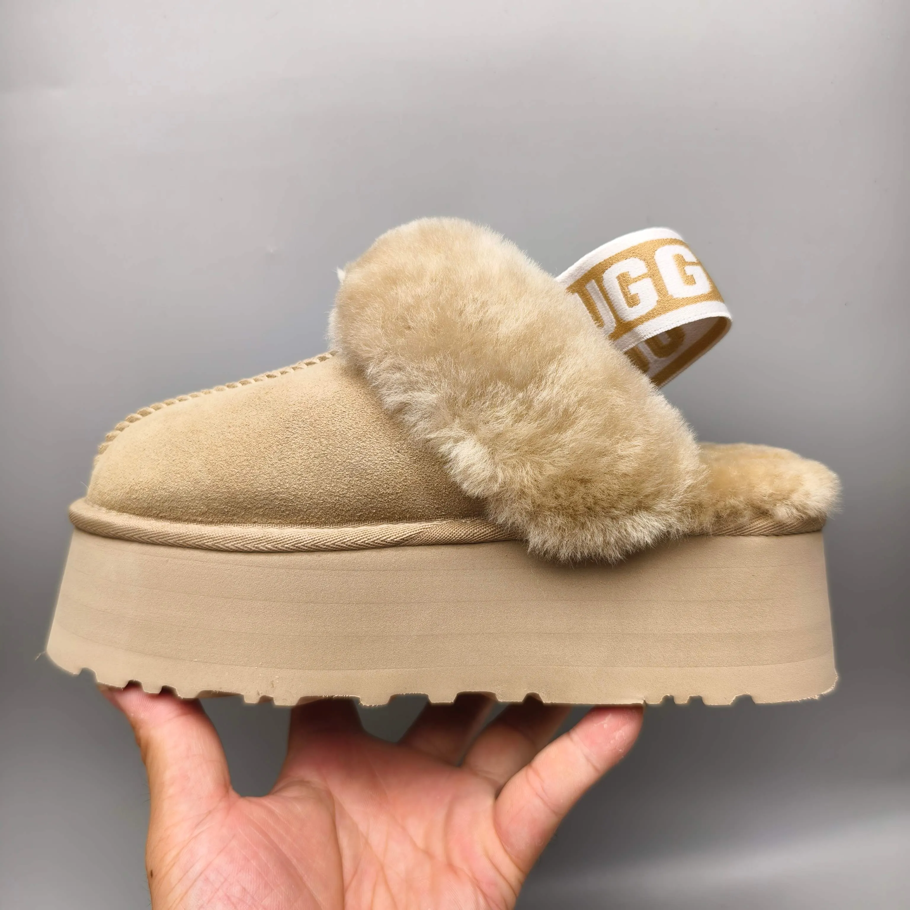 💰 480 UGG sheepskin all-in-one snow boots UGG official website recommends 3474 5-layer 5 cm thick-soled slippers. Color: chocolate, mustard, black, gray, maroon, evening pink. Size: 35-41